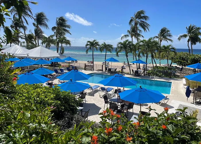 Coconut Court Beach Hotel